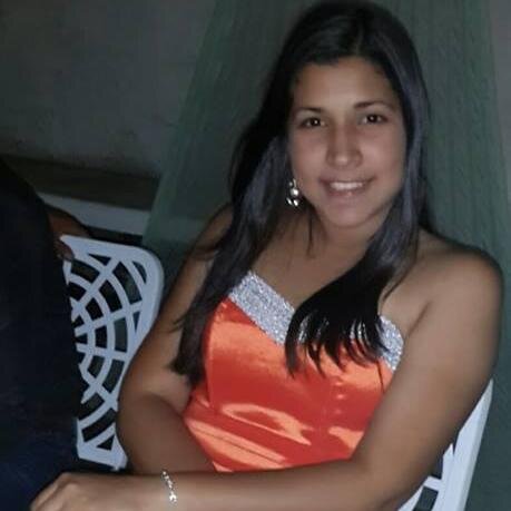 Hola:$. Soy SaimarNuñez*--* Sigueme 
No Soy Odiosa..
*_______*