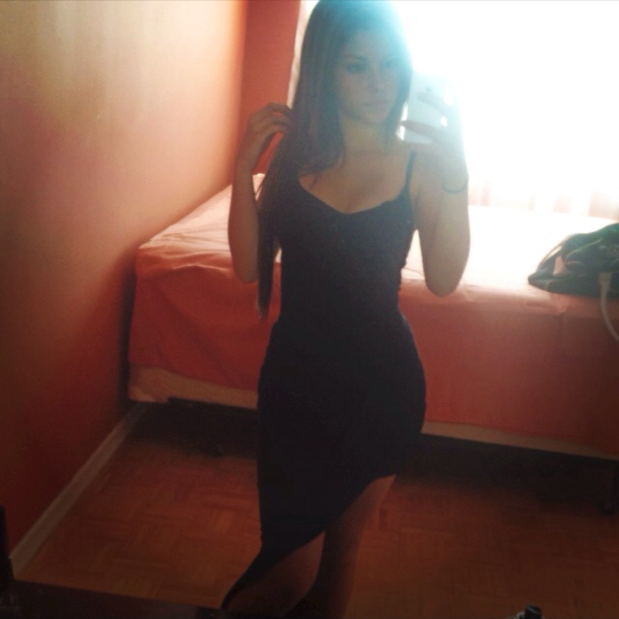 мєdєllιη/¢σlσмвια IG : valerigmz__