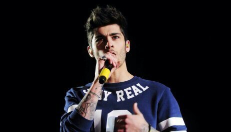 you just got free follow !! pleaase follow @imanee1D ( ask for a follow back )