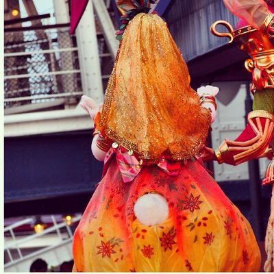 Voglio sapere le cose del mondo!Mi piace il cibo straniero e la moda! Grazie♡Hiroshima / JPN / Disney / Travel ... love!...Voglio andare all'estero;(