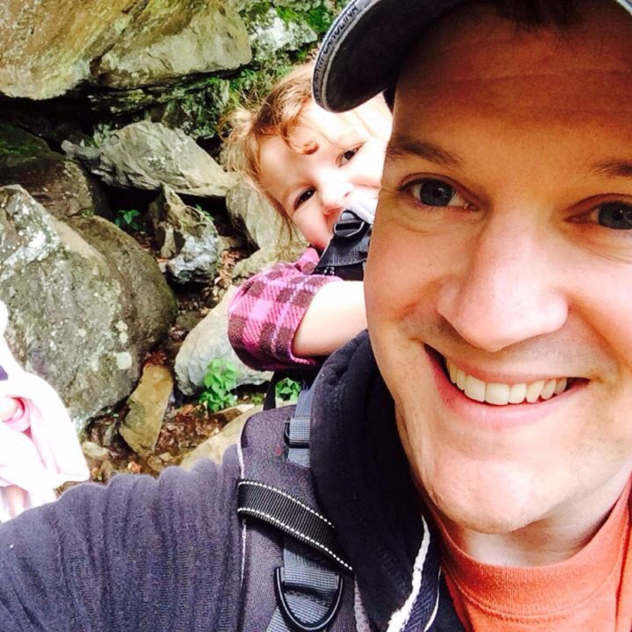 Danielsn81's profile picture. employed scientist/out-of-work comedian