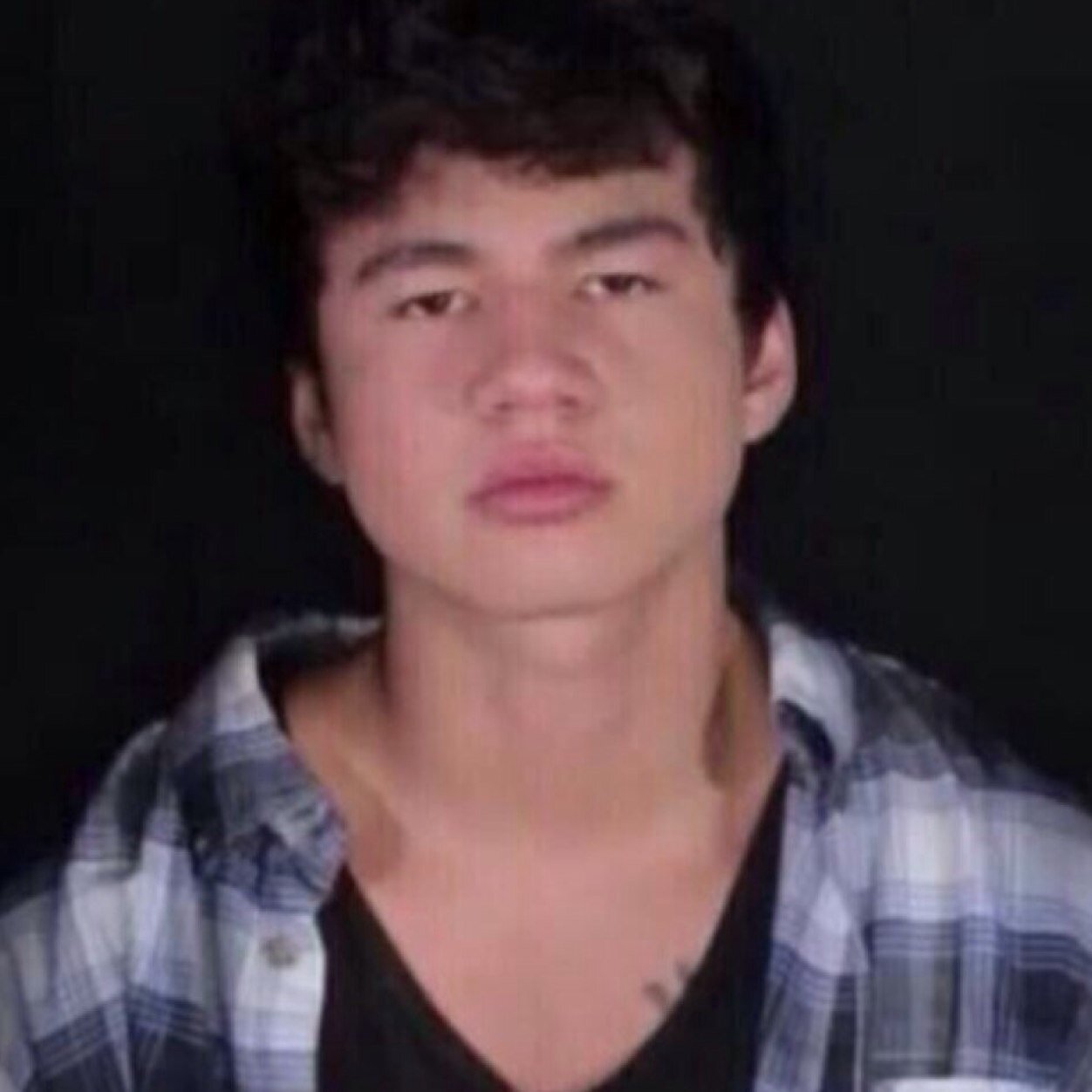 metoocalum's profile picture. @cliffordsfarts