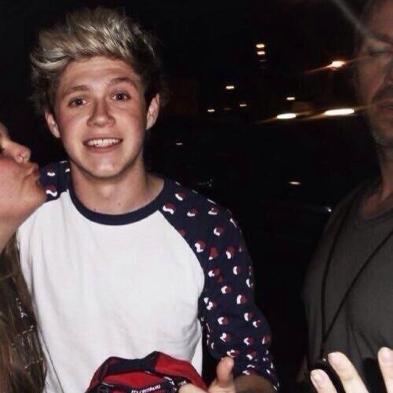 1daccvs's profile picture. Dm us only 1d fan acc or famous people please