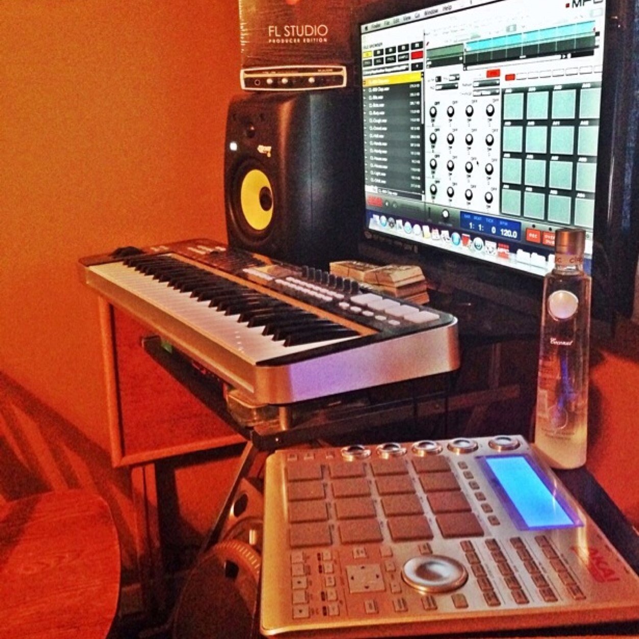 Rock Me Baby (produced By S.G.W)  https://t.co/xTHMm94CWq on #SoundCloud