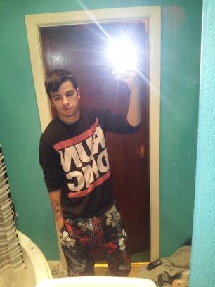 im 19
single
im a dad
thats all