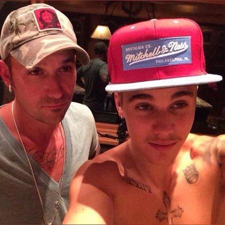 Belieber Forever (6-11-12 ♥) | 30-1-14 Believe Movie. http://t.co/QXE5fROhHt
https://t.co/EGkP3zYr5P