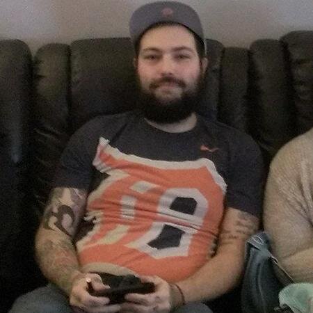Make money an play video games.  Please follow me on http://t.co/Yv1yk1500H an make my day!