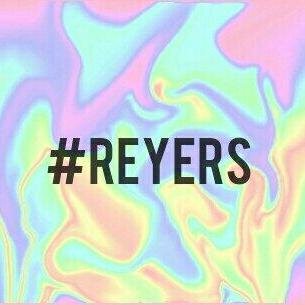 @SoyDiegoReyes 9 Amigas reunidas por un solo motivo, Él. 5 de Junio #Reyers