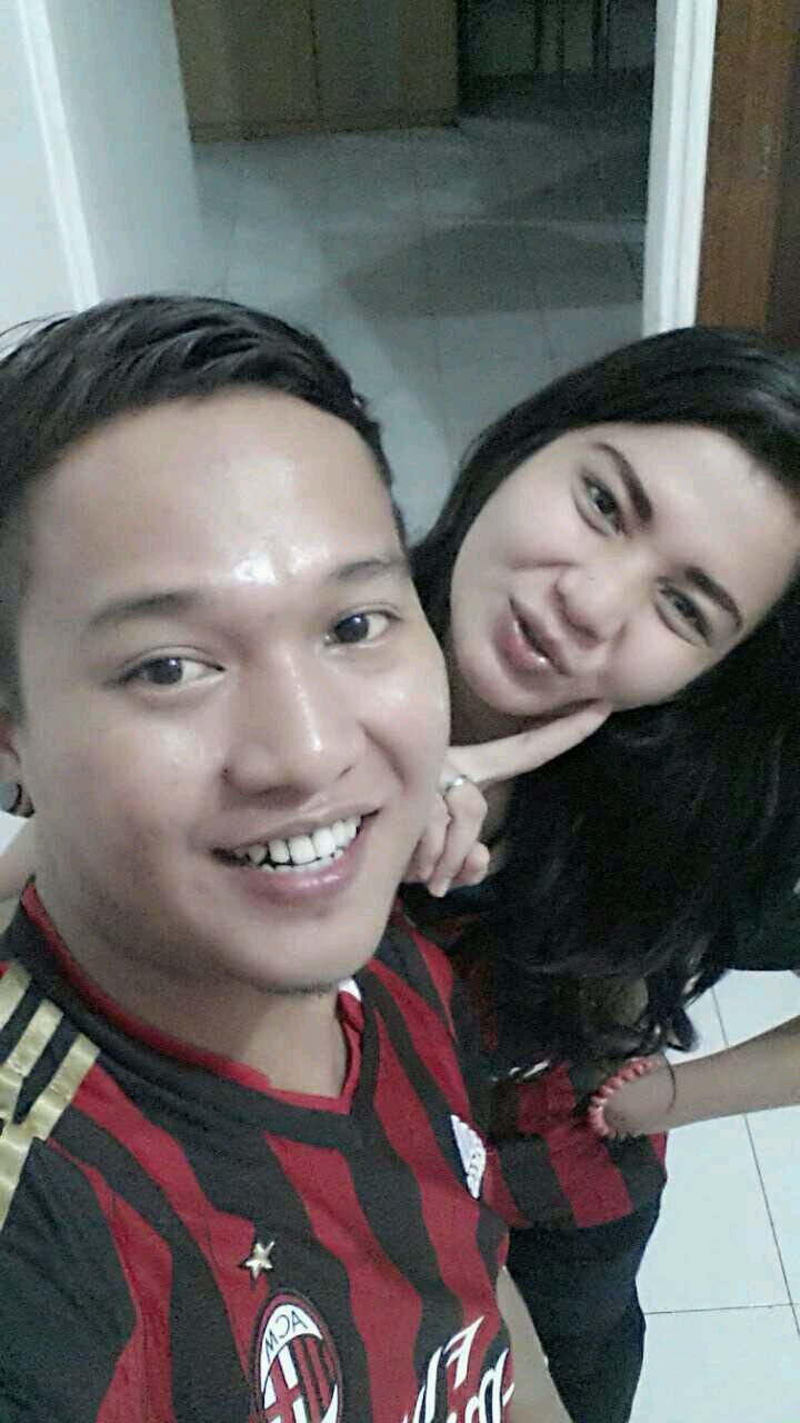 @RickyRasanu ♥  IG : emillyaagnes · Path : Emillya Agnes • Samarinda-Sangata