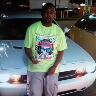 Party Promoter 
Host
Mc
Booking Info Call 901-299-2943 Tn