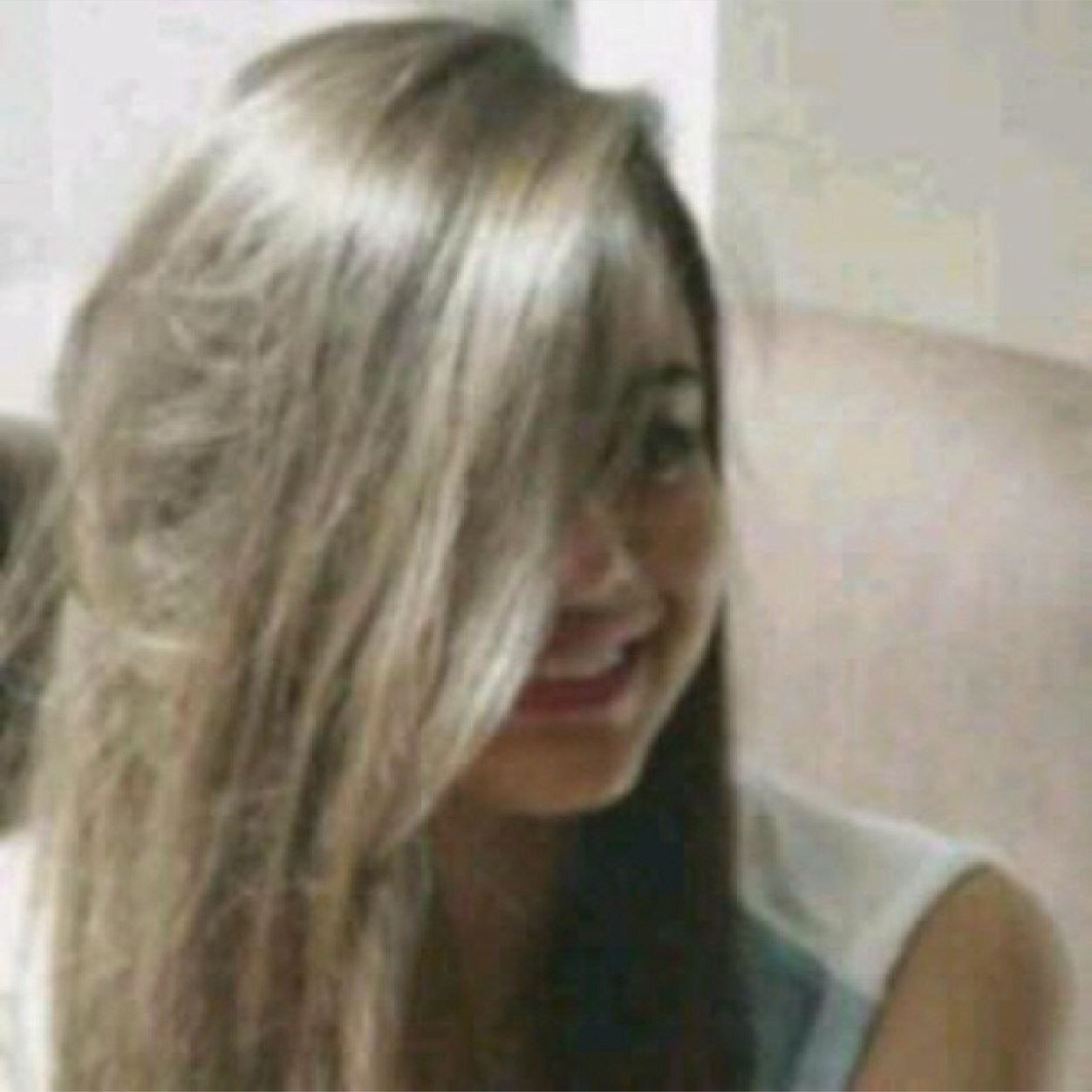 Midoosizaar's profile picture. 