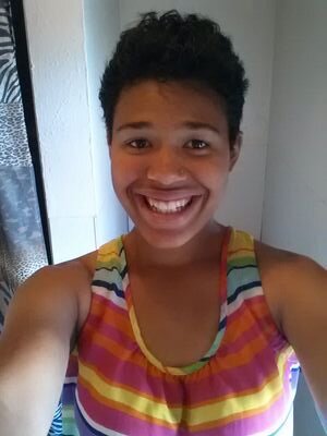 Im A 16 Year Old California Girl Living in A Clarkson World :) I Love To Sing And Act , I Am Blessed and Highly Favored . I am A Christian I Love The Lord .