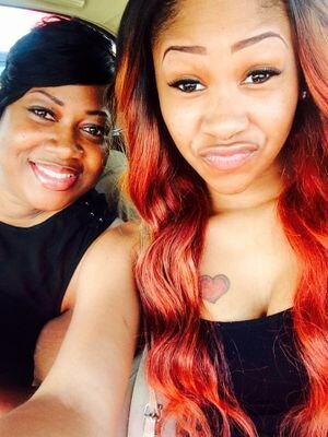 A KOOL AZZ FULL GROWN WOMAN!! I SPEAK FLUENT REALNESS SO ALLERGIC TO FAKES!!!!
