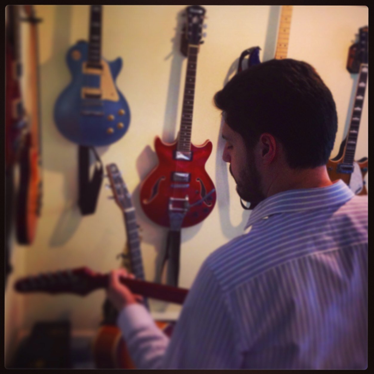 Writes his own songs, plays his own instruments, and sings all the harmonies.  Experience the next big thing in rock music: Jim Fusco!