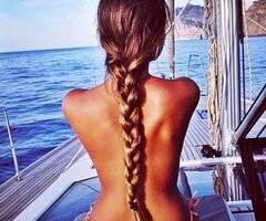 nanast34's profile picture. 