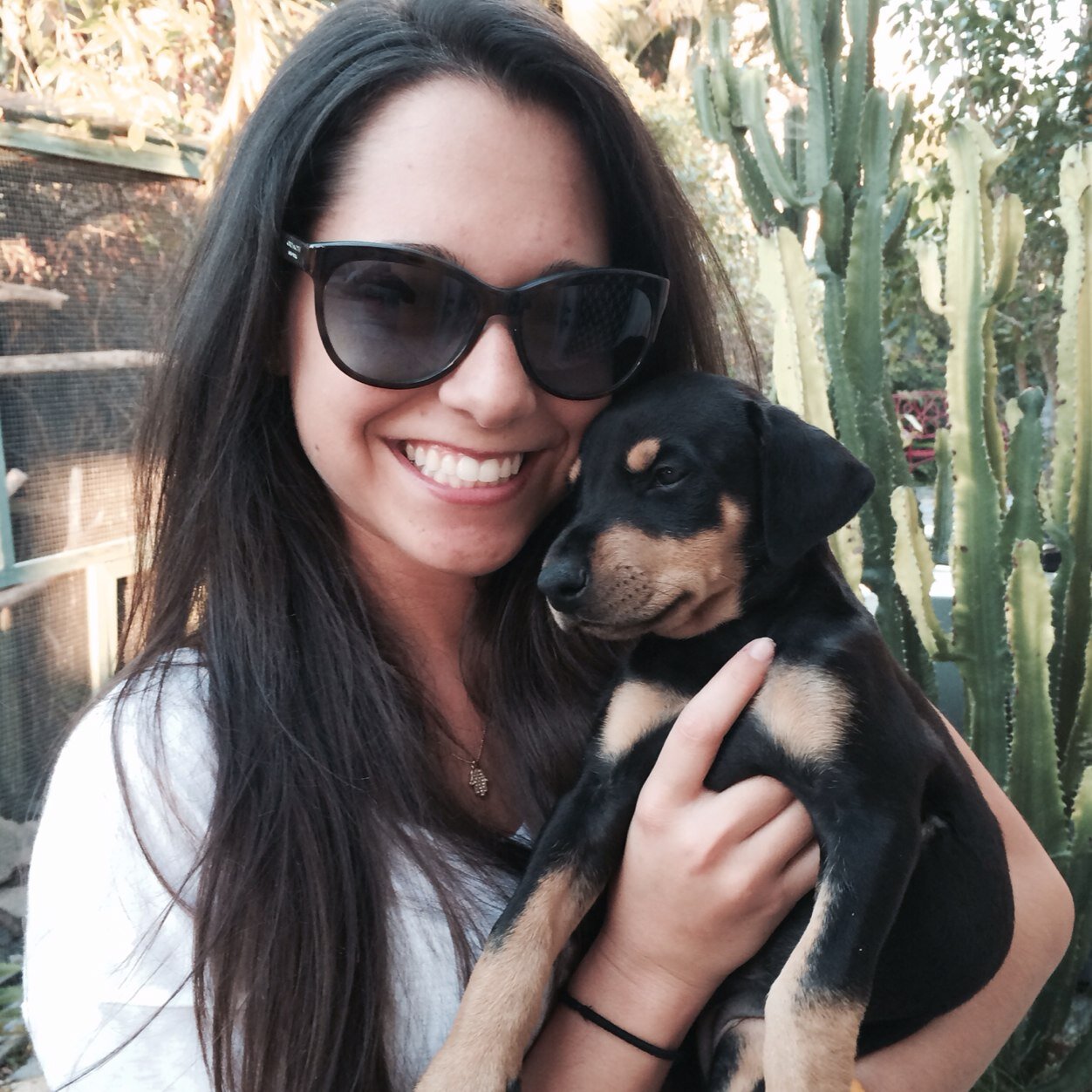 JuliaaLeon's profile picture. FGCU