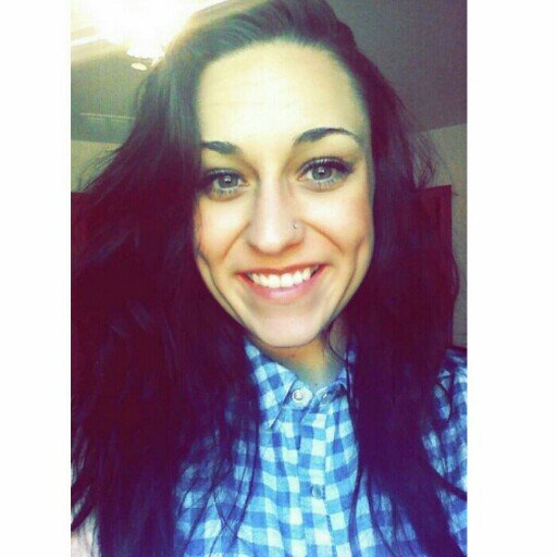 ricciarnold22's profile picture. 