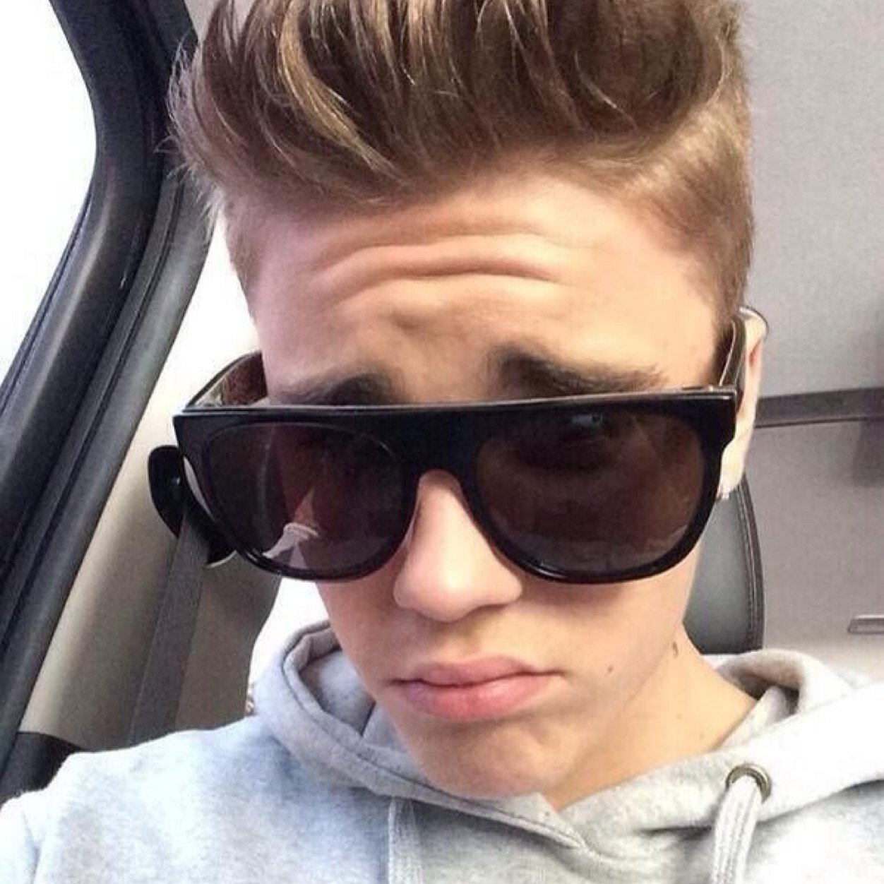 AriannaAshby15's profile picture. People take shit all the time