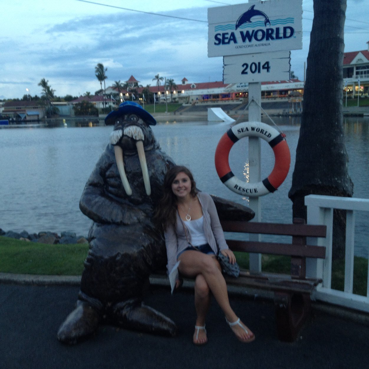 lovveashleyx's profile picture. On the adventure of learning new things, meeting new people and loving life living in Oz :)