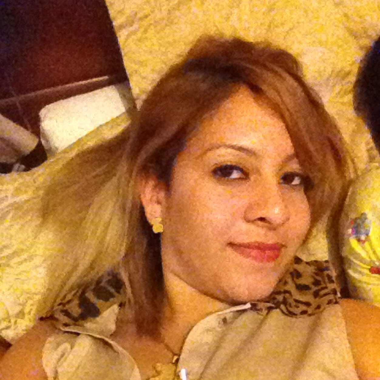 alejandraamara7's profile picture. Happy