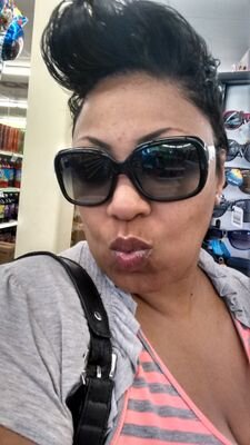 foxxymama2010's profile picture. crazysexycool