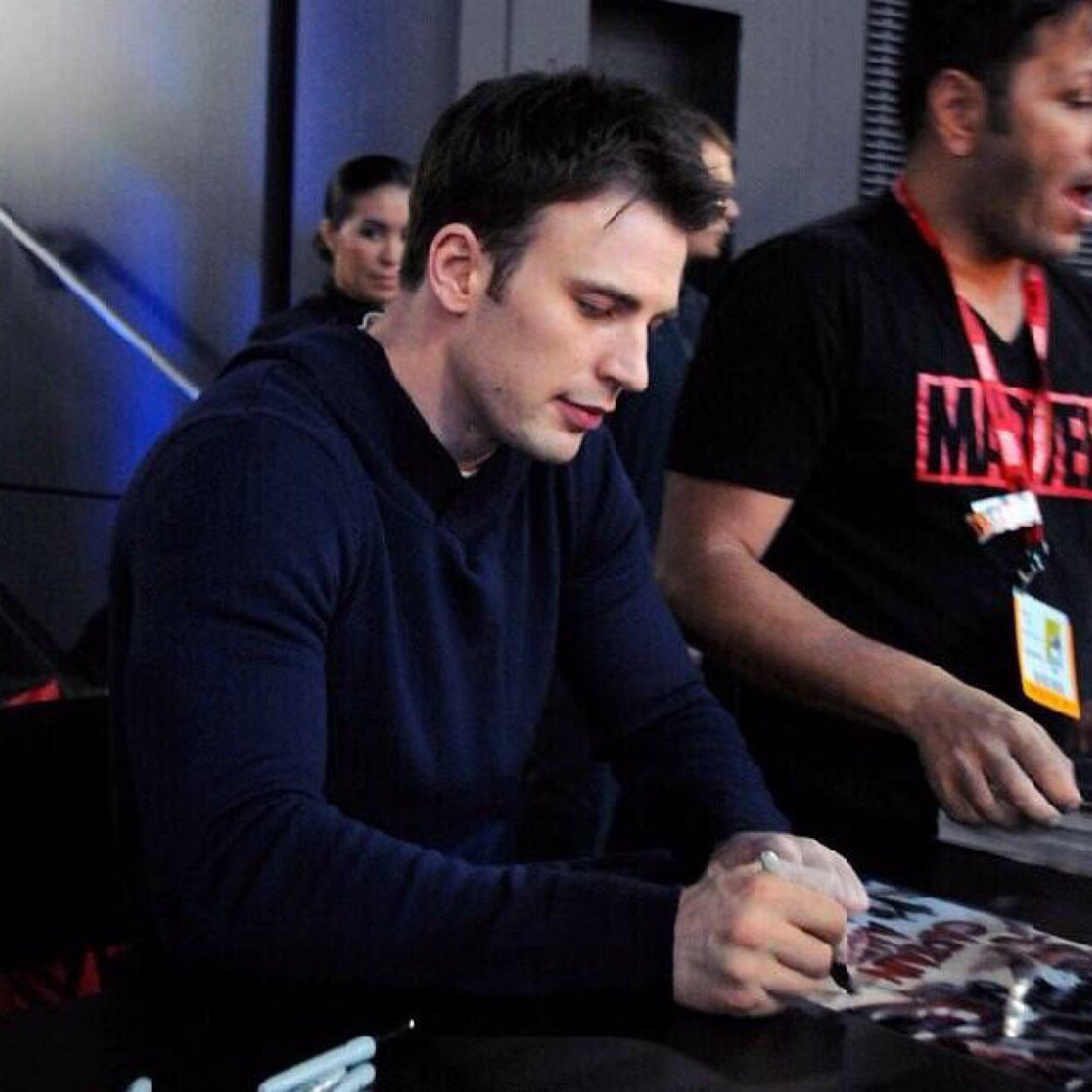 the captain of marvel's empire -not real chris evans-