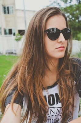21 anos, carioca, estudante de Administração e blogger. E dona do fc @nialltransante