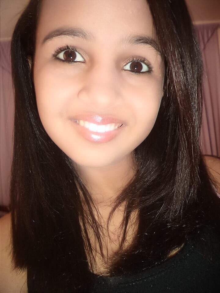 Como se o silêncio dissesse tudo, um sentimento bom que me leva pra outro mundo.