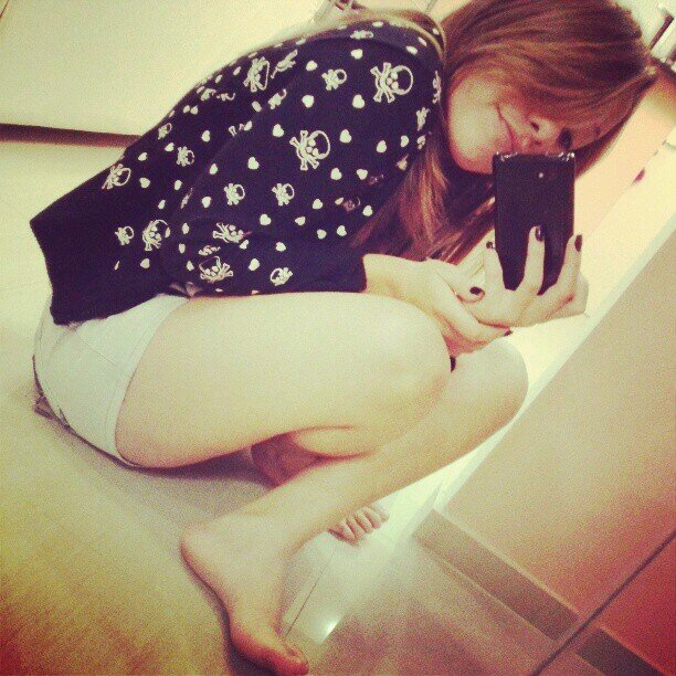 • Seja você, Por você mesmo, fique longe de mim ♪

http://t.co/sVwQcoBqDY
http://t.co/Bs6yVGGX6X…