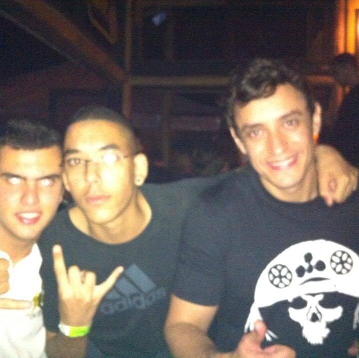 27, Ítalo-brasileiro, apaixonado por futebol, música e pasta!