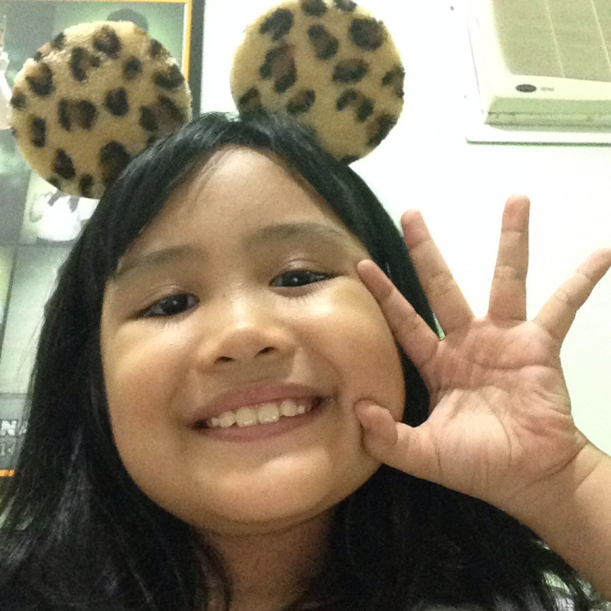 clairlanine's profile picture. 