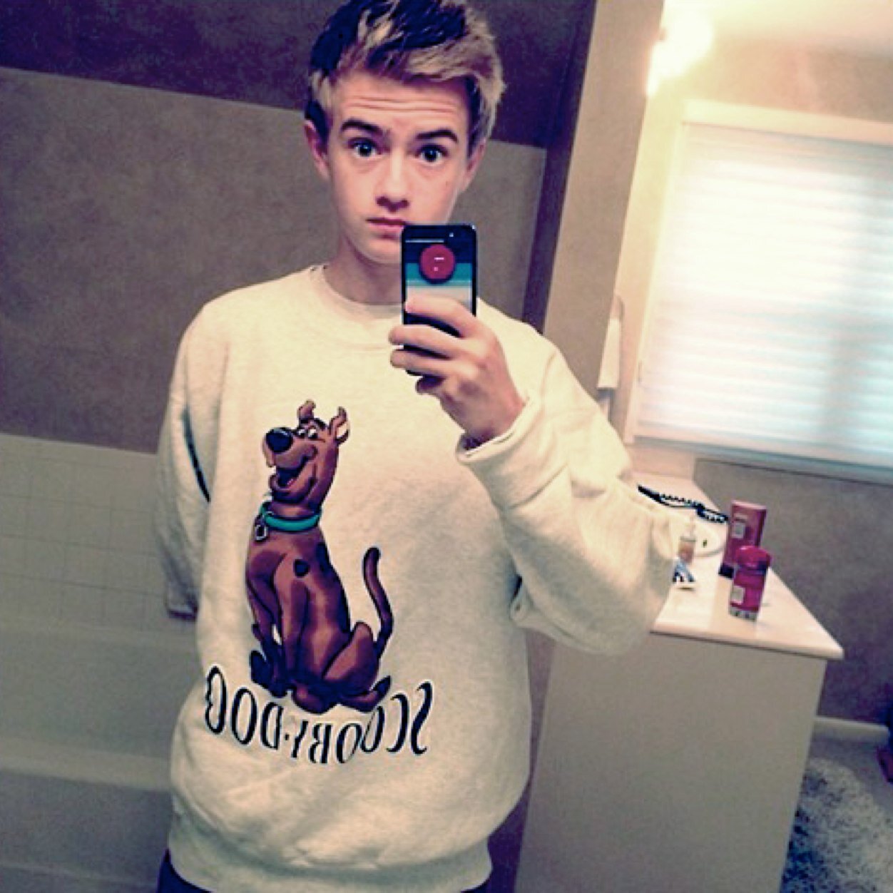 xsexfaux's profile picture. fkn dm limit