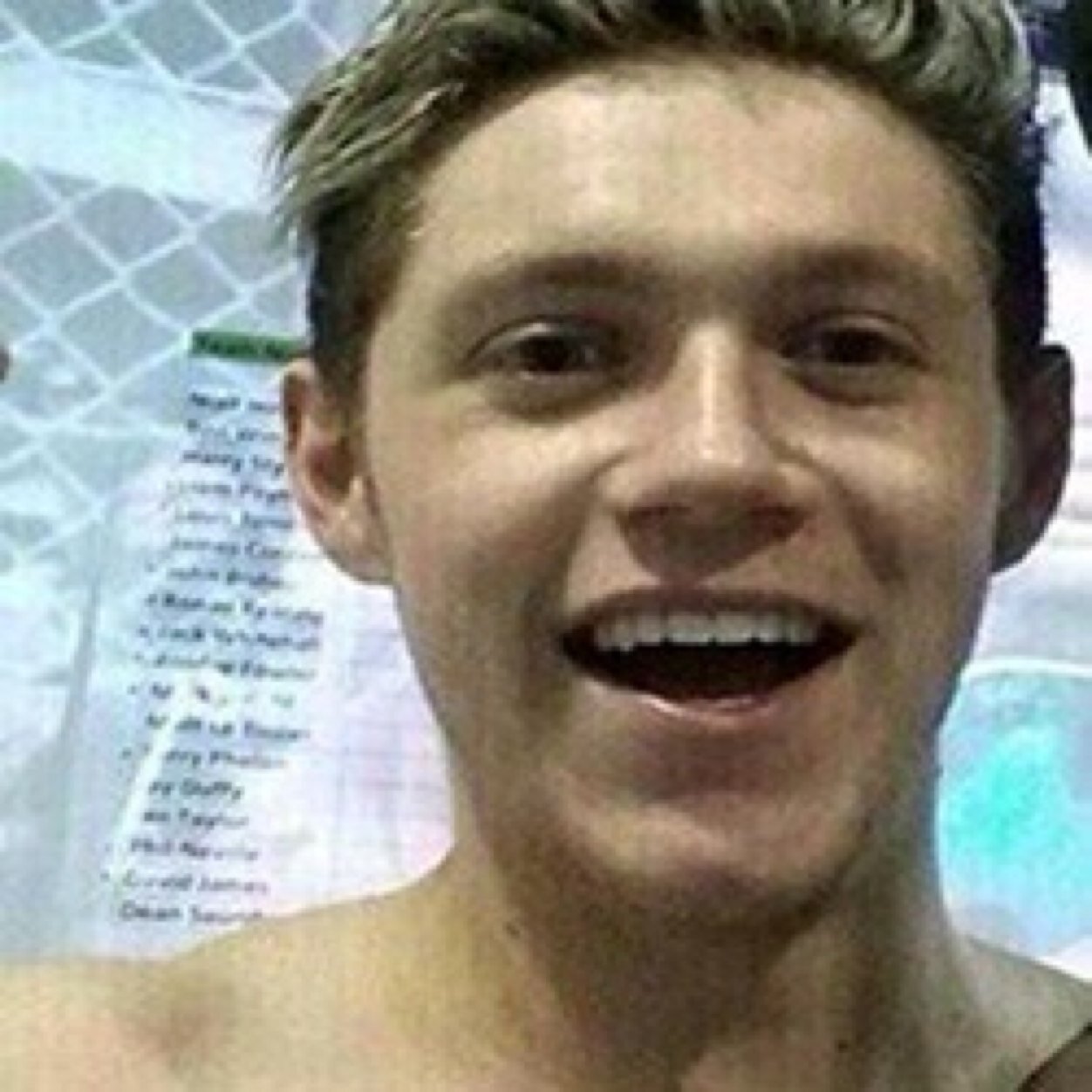 Please follow @screaminqnarry @screaminqnarry @screaminqnarry