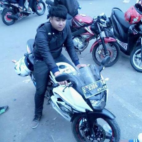 || ♡ ̮•(′▽`)rizky miftahul akbar ♡ ̮•(′▽`)  ||      
             || bongas , Indramayu ||