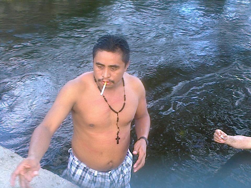 me gusta viajar, recorrer lugares, rios, bosques, lagunas, me gustan las aventuras :$