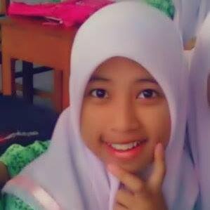 `no boy no sad  (๑'⌣'๑)づ♥ fightingg yaa
22august98♥♍ůååå ©hh♥ ♥♍ůååå ©hh♥ :*