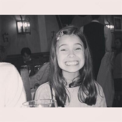 elenagp94_'s profile picture. Madrileña y farmacéutica.