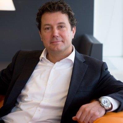 Leader in strategic & operational change | Directeur Digital Strategy ManpowerGroup | Vader van Anne Fleur & Lize Lotte | Skiën | Running