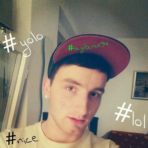 Ich Liebe meine Familie, meine Freunde und natürlich mich am meisten!!!!!!!