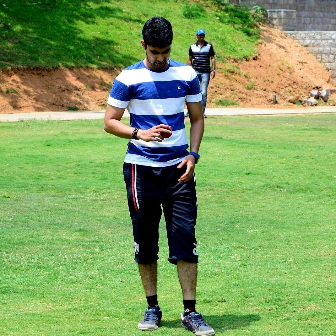 VIJAIKUNDUM's profile picture. 