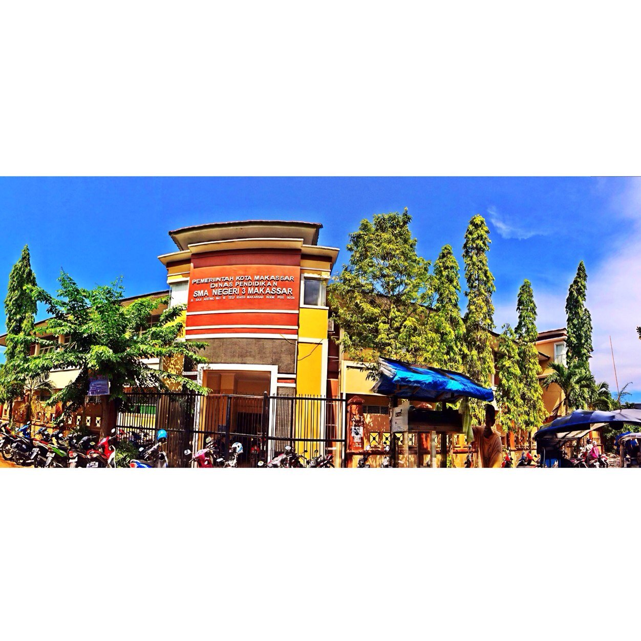 -The official twitter page of SMAN 3 MKS- Jl. Baji Areng No.18 Mks, Sul-Sel. ☎ (0411) 854159 / Fax: 857470. Kode Pos 90134