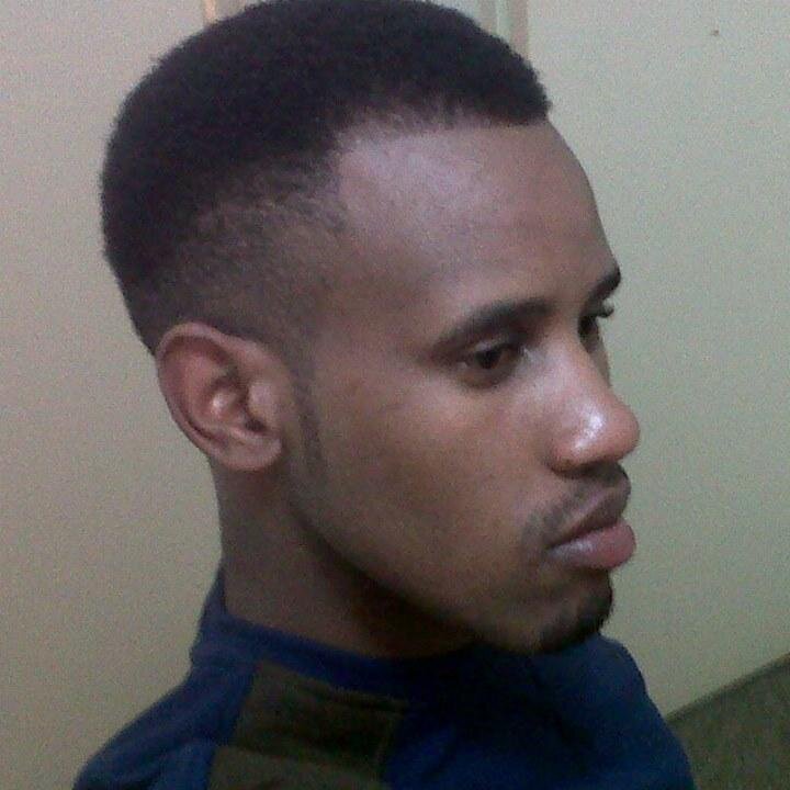 MondeMfana's profile picture. 