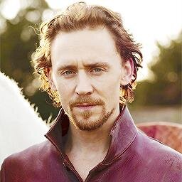 Sarah, 22, Belgian. Music lover and photoshop addict.  Tumblr = fromhiddleswithlove