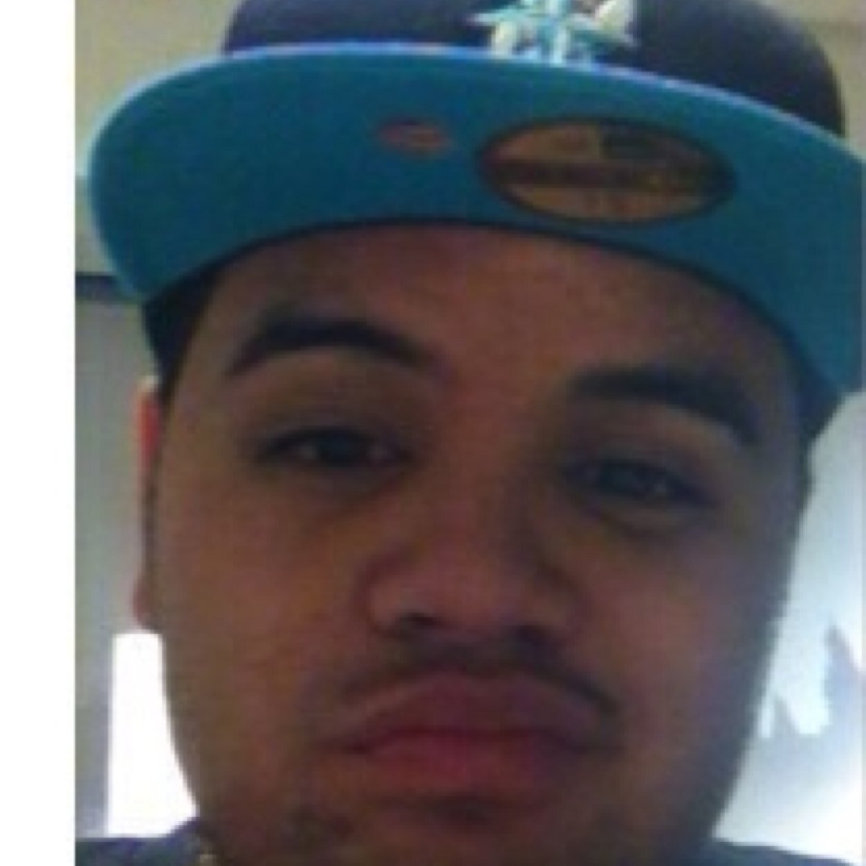 Andru22W's profile picture. 