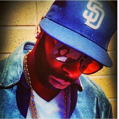 Suedenim83's profile picture. 