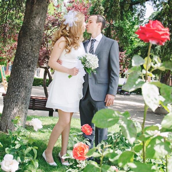 LM_Bodas's profile picture. LM Bodas nace de la pasión por la fotografía y la ilusión de compartir los momentos de la vida con los demás. Reportajes fotográficos completos y profesionales.