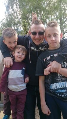 Husband, Father and a Red Devil what more do you need in life?????