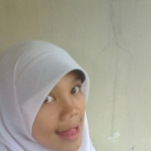 °Umay Shahab° always suport @umayKeren FOLLBACK PLEASE !!