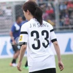 Running Man Member Song Ji Hyo's Indonesia fanbase. We Shared all about Running Man, Specially about Miss Mong.. Mong~~ Ji!!!!