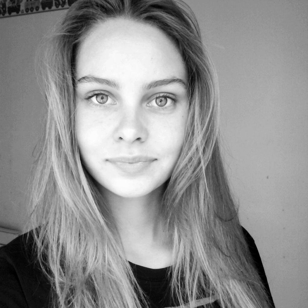 Juliisabelle21's profile picture. 1997. Belga-Polaca.
YA ES VERANOOOO